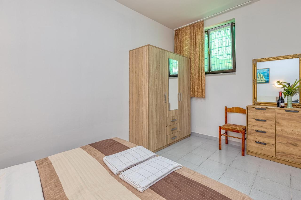 Bastovanovic Apartment
